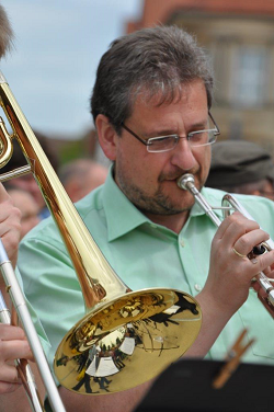Volker Pitzal:
Trompeter, Organisator, Conferencier und Gründungsmitglied von Swabian Brass